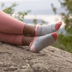 Women's Darn Tough Vermont Run No Show Tab Ultra Lt 13 Women's Darn Tough Vermont Run No Show Tab Ultra Lt -Shoe Promotion Store 1047ASH 8